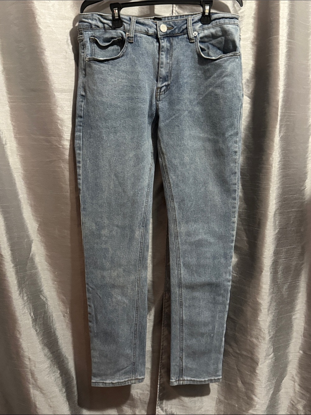 Forever 21 Men Light Blue Washed Denim Jeans